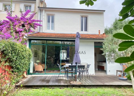 https://www.grange-immobilier.fr/wp-content/uploads/2025/09/59169780a-472x338.jpg