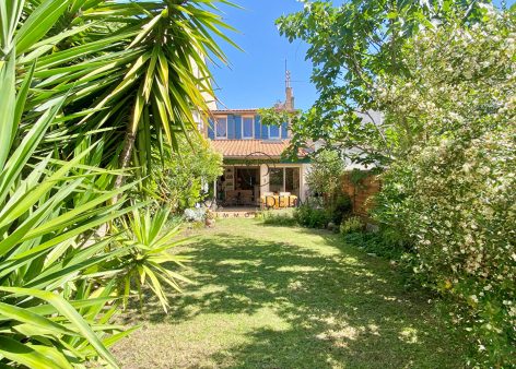 https://www.grange-immobilier.fr/wp-content/uploads/2026/06/60823518a-472x338.jpg